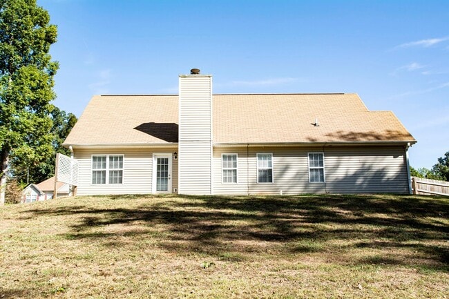 355 Long Creek Dr in Covington, GA - Building Photo - Building Photo