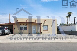 2825 N 52nd Ave in Phoenix, AZ - Building Photo