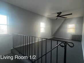 94 West Blvd-Unit -2 in East Rockaway, NY - Foto de edificio - Building Photo