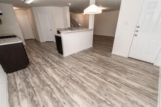12623 Wild Columbine Rd in Houston, TX - Building Photo - Building Photo