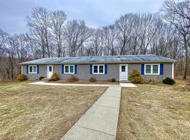 684 Old Colchester Rd, Unit #10