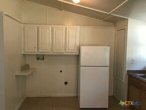 108 W Hallmark Ave in Killeen, TX - Building Photo - Building Photo