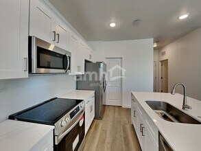 18492 W Cottontail Ln in Surprise, AZ - Foto de edificio - Building Photo