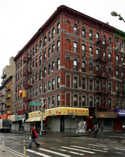 275-277 Broome St in New York, NY - Building Photo - Building Photo