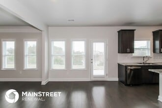 253 Union Station Dr in Calera, AL - Foto de edificio - Building Photo