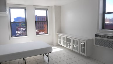 1001 St Paul St in Baltimore, MD - Building Photo - Building Photo