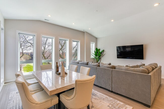 property at 5436 S Michigan Ave