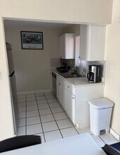 2928 SW 36th Ave in Miami, FL - Building Photo - Building Photo