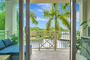350 N Federal Hwy in Boynton Beach, FL - Building Photo