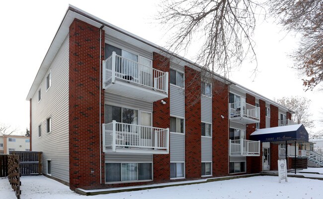 Sweet Violet in Edmonton, AB - Building Photo - Building Photo