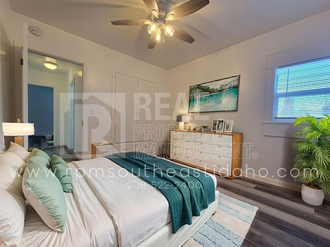property at 347 E Center St