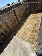 1871 Emma Lee Ln in Hanford, CA - Building Photo - Building Photo