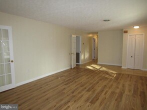 29181 Pin Oak Way in Easton, MD - Building Photo - Building Photo