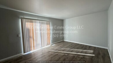 909 Vincent Ct in Lansing, MI - Building Photo - Building Photo