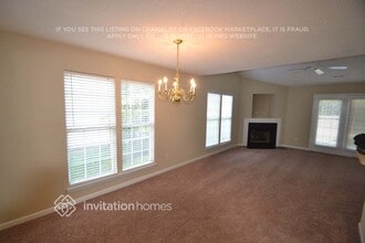 5123 Silabert Ave in Charlotte, NC - Foto de edificio - Building Photo