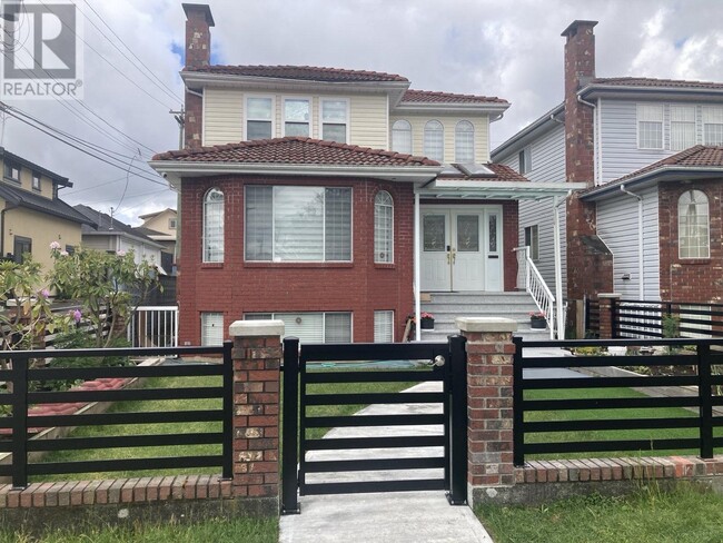 property at 7233 Berkeley St