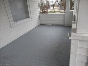 378 Columbus St in Bedford, OH - Building Photo - Building Photo