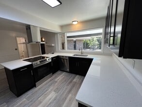 4125 Apache Rd in Boulder, CO - Building Photo - Building Photo