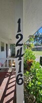 12416 Peconic Ct in Wellington, FL - Building Photo