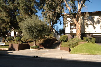 Park Place in Redlands, CA - Foto de edificio - Building Photo