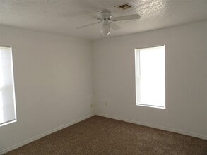 2828 Mobley in Lawton, OK - Building Photo - Building Photo