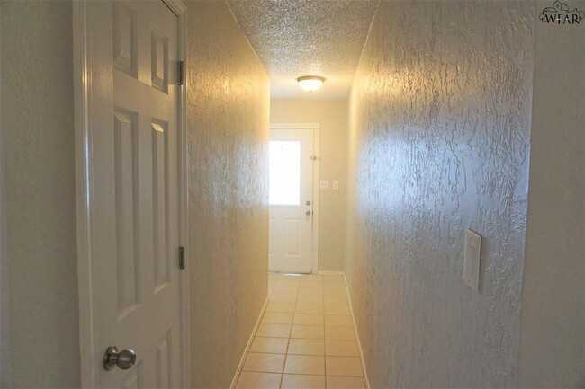 5400 Greentree Ave in Wichita Falls, TX - Building Photo - Building Photo