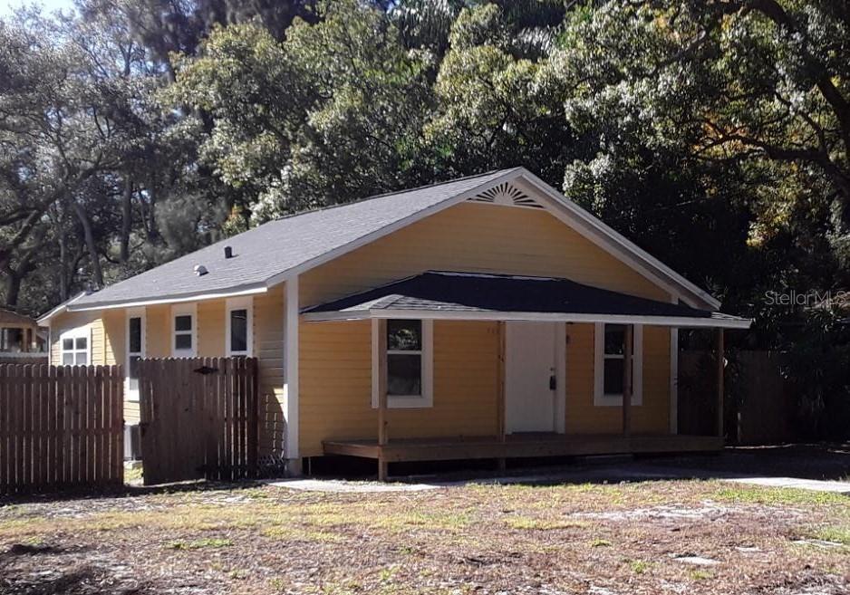 733 New York St in Clearwater, FL - Building Photo
