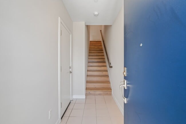 1266 Mission Rd in South San Francisco, CA - Building Photo - Building Photo