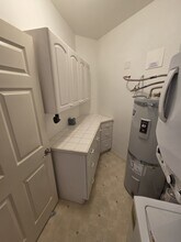 6125 NE 175th St in Kenmore, WA - Building Photo - Building Photo