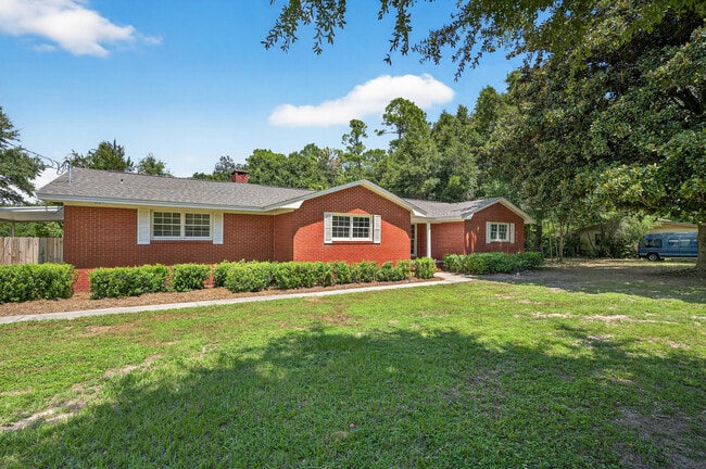 758 9th Ave in Crestview, FL - Building Photo - Building Photo