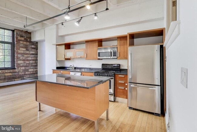 1401 Church St NW in Washington, DC - Building Photo - Building Photo