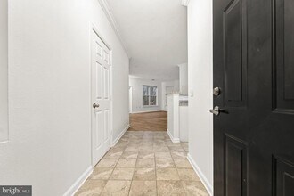 3015 Nicosh Cir in Falls Church, VA - Building Photo - Building Photo