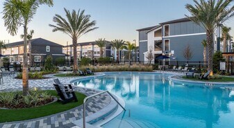 1320 Caprice Dr, Unit A1 in Lakeland, FL - Building Photo