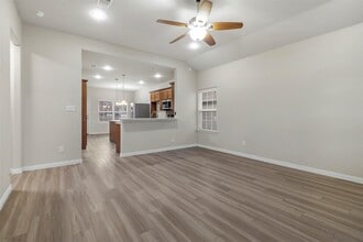731 W Morton St in Denison, TX - Building Photo - Building Photo