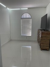 3951 NE 13th Dr in Homestead, FL - Building Photo - Building Photo