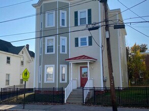 93 Second St in Manchester, NH - Building Photo - Building Photo