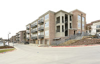 The Hudson - Phase II in The Colony, TX - Foto de edificio - Building Photo