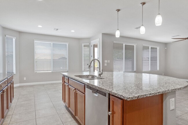 25584 N 104th Dr in Peoria, AZ - Building Photo - Building Photo