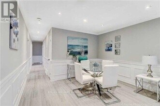 129 Waverly St S in Oshawa, ON - Building Photo - Building Photo