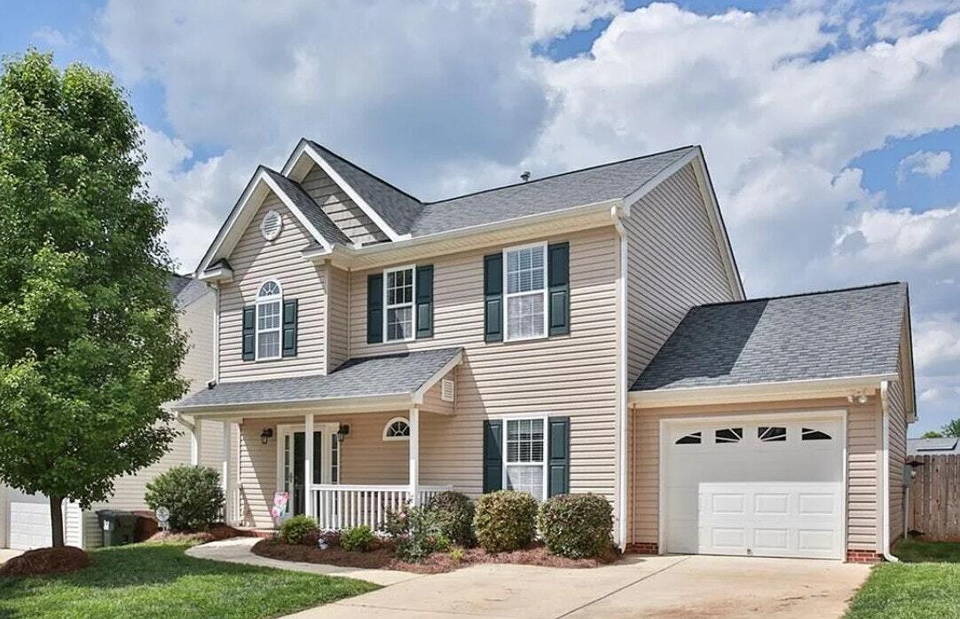 5619 Sycamore Glen Rd in Greensboro, NC - Building Photo