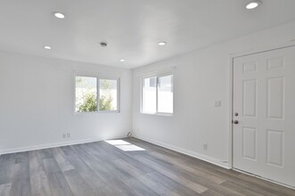 2109 Rockefeller Ln in Redondo Beach, CA - Building Photo - Building Photo