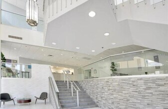 151 E Washington St in Orlando, FL - Building Photo - Building Photo