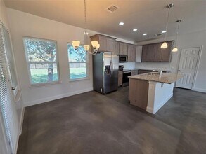 800 Woodview Dr in Georgetown, TX - Building Photo - Building Photo