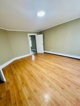 194 Mill St, Unit 1 in Paterson, NJ - Building Photo - Building Photo