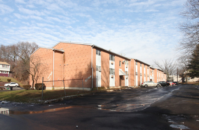 Terrace Park Apartments in West Haven, CT - Building Photo - Building Photo