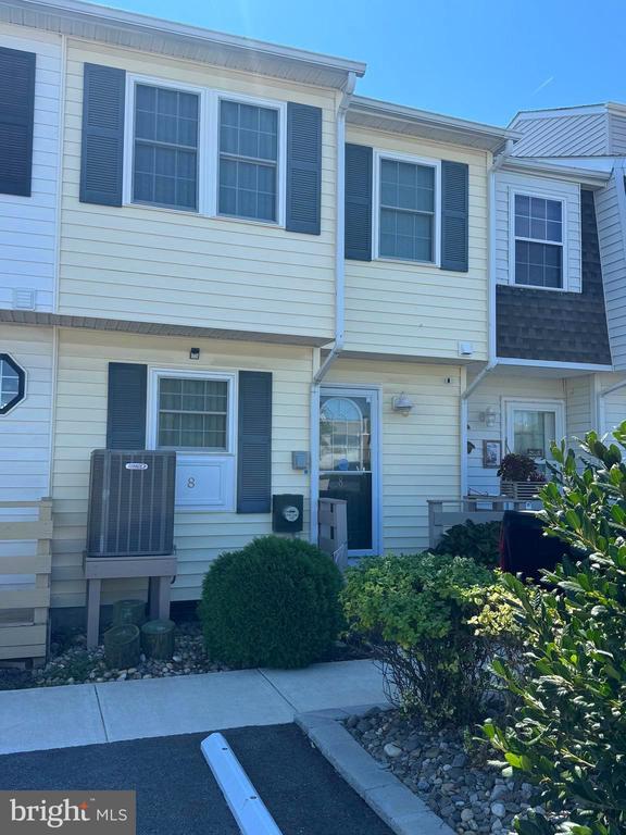 property at 505 Penguin Dr