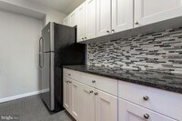 604 S Washington Square photo'