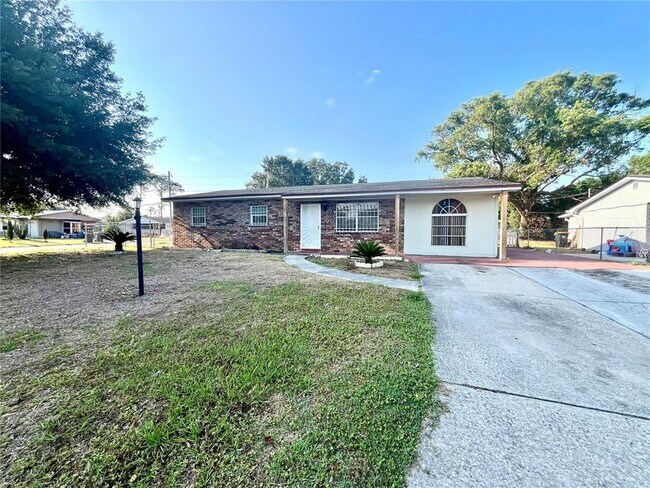3430 Kathy Ct in Lakeland, FL - Building Photo - Building Photo