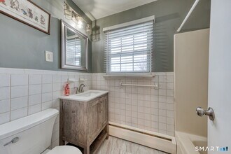 66 Beths Ave in Bristol, CT - Building Photo - Building Photo