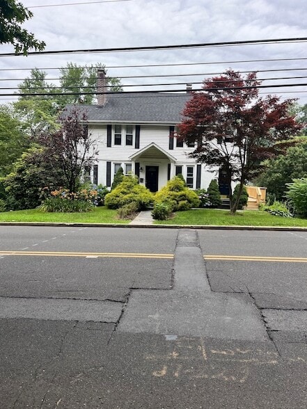 1312 Hope St in Stamford, CT - Building Photo - Building Photo